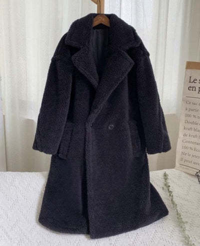 Glamour Fur Coat - Elegance and Warmth