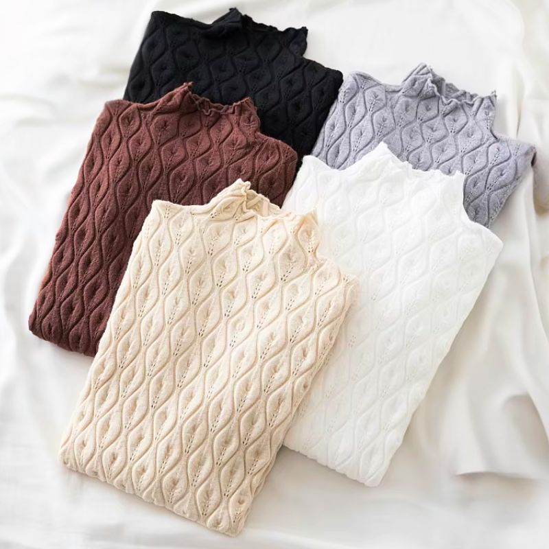 Léa Elegant Turtleneck Sweater in Cashmere