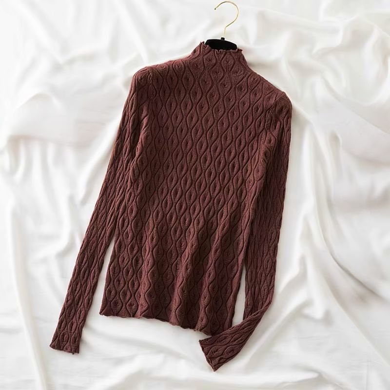 Léa Elegant Turtleneck Sweater in Cashmere
