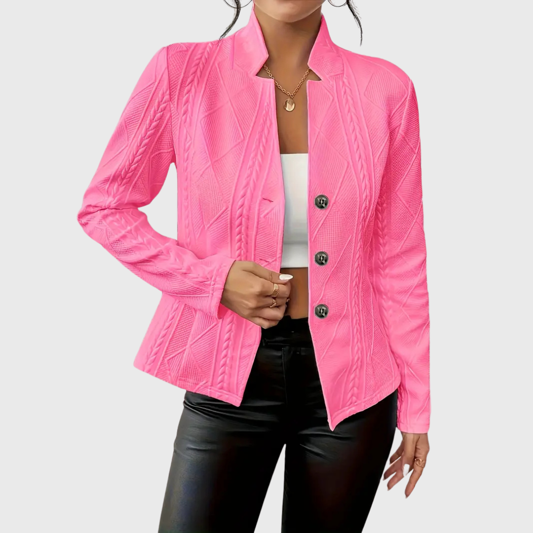 Elegant and structured fitted blazer by Camille