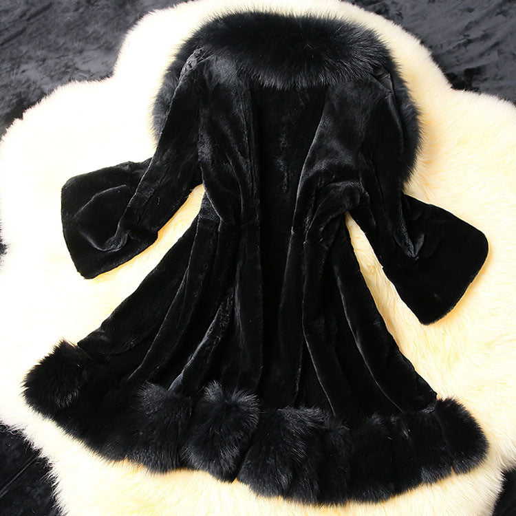 Manteau Slim avec Grand Col en Fourrure Imitation Lapin – Élégance et Confort