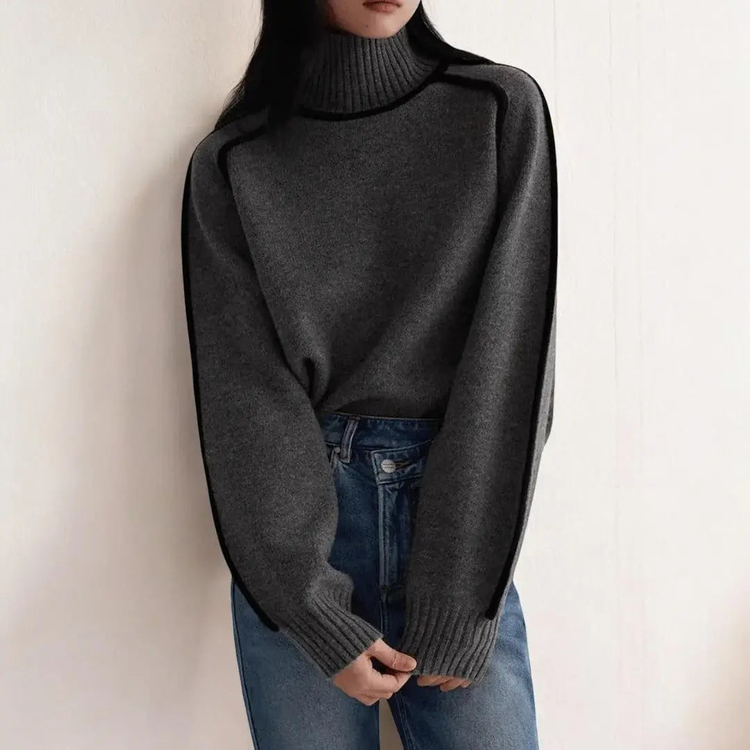 Léa Soft and Elegant Turtleneck Sweater