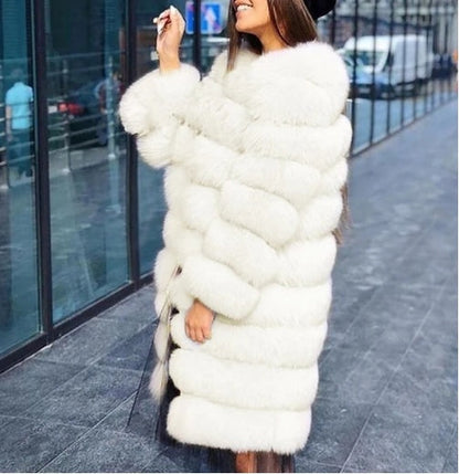 Manteau Faux fox Fourrure  – Luxe Éthique et Élégance