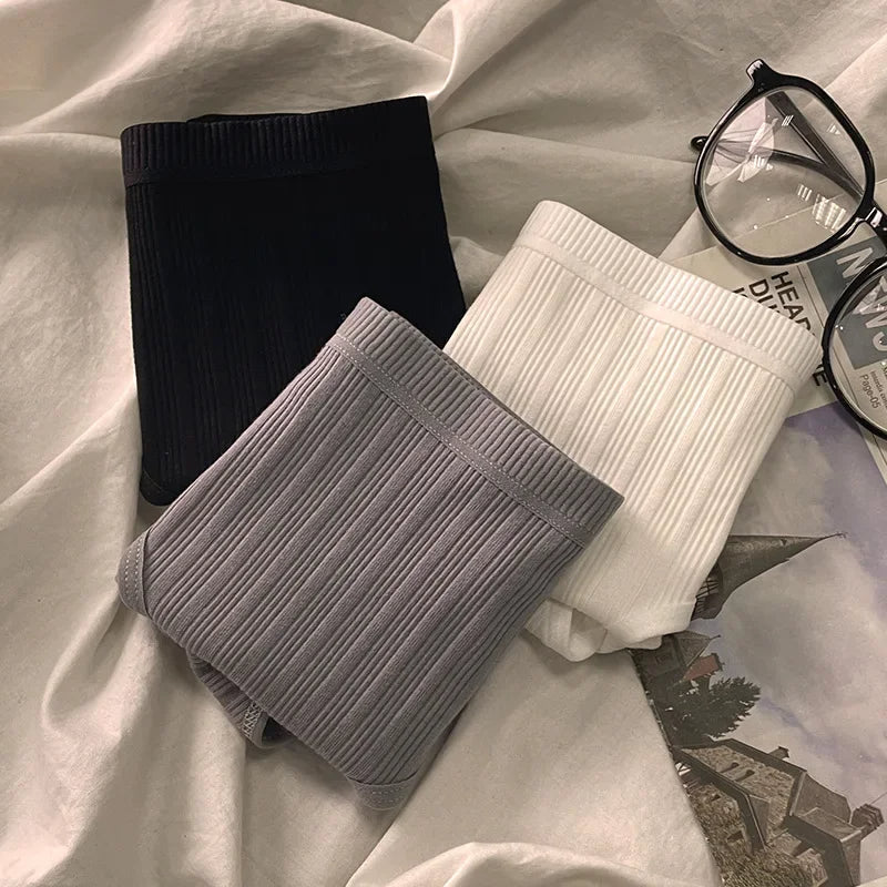 Élise Set of Ribbed Cotton Panties