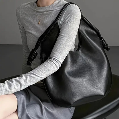 Elegant and spacious vegan leather tote bag Clara