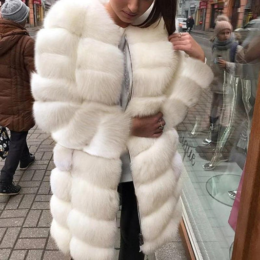 Manteau Faux fox Fourrure  – Luxe Éthique et Élégance