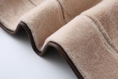 Manteau Élégance Cachemire en Cuir avec Col en Fourrure et Ceinture