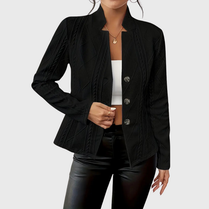 Elegant and structured fitted blazer by Camille