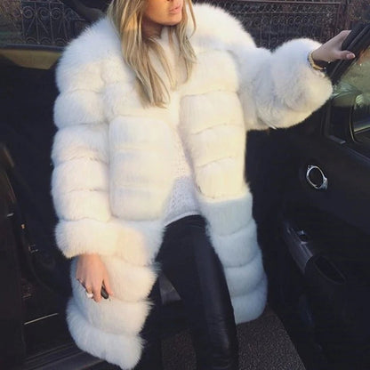 Manteau Faux fox Fourrure  – Luxe Éthique et Élégance
