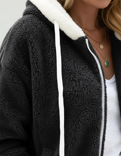 Thérèse Soft and Casual Zip-Up Jacket for Everyday Use