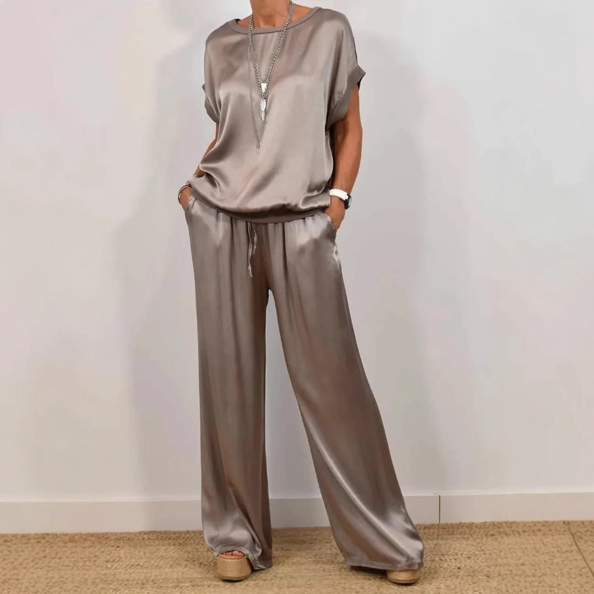 Natsuki Ensemble Casual Chic en Satin